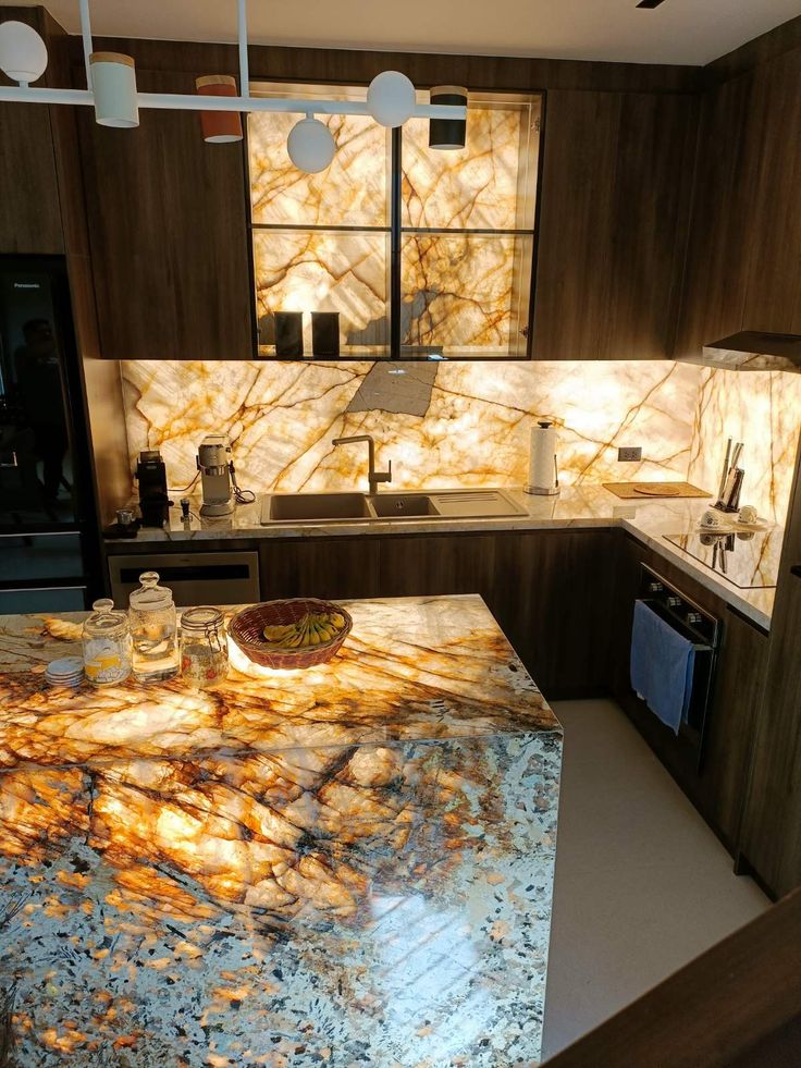 Countertops & Backsplash